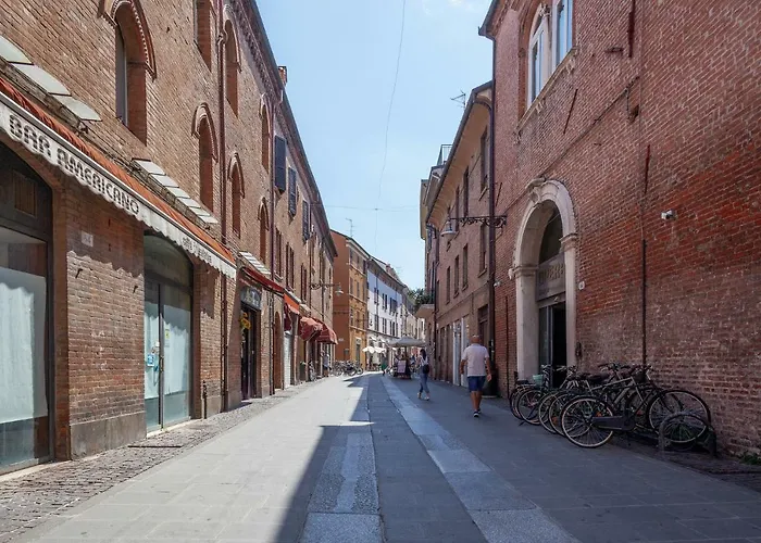 Guesthost - Mercato Fancy