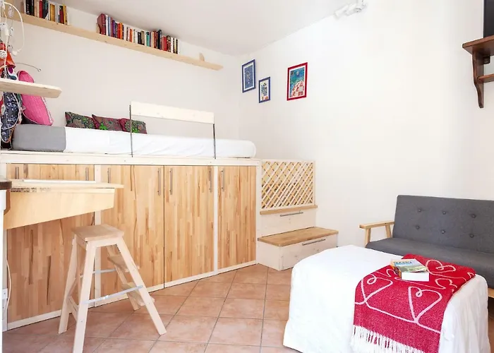 Guesthost - Mercato Fancy فيرّارا